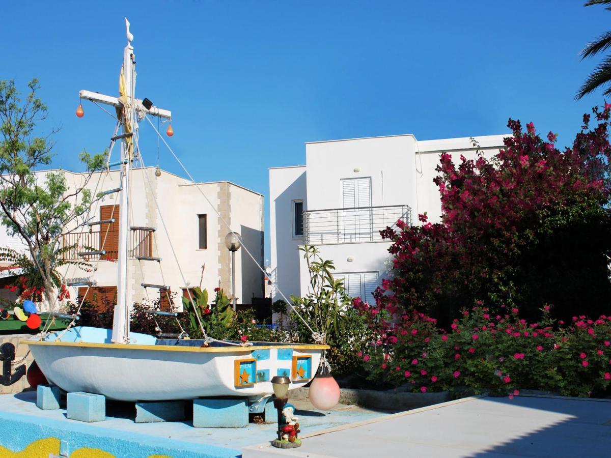 Panorama Beach House, 5 Meters To The Sea بيرفوليا المظهر الخارجي الصورة