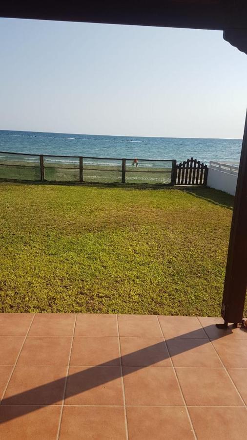 Panorama Beach House, 5 Meters To The Sea بيرفوليا المظهر الخارجي الصورة