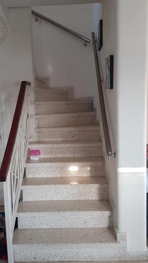 Panorama Beach House, 5 Meters To The Sea بيرفوليا المظهر الخارجي الصورة