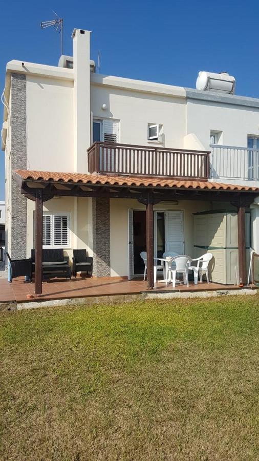 Panorama Beach House, 5 Meters To The Sea بيرفوليا المظهر الخارجي الصورة