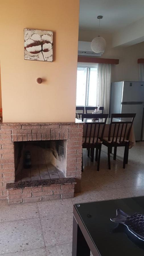 Panorama Beach House, 5 Meters To The Sea بيرفوليا المظهر الخارجي الصورة