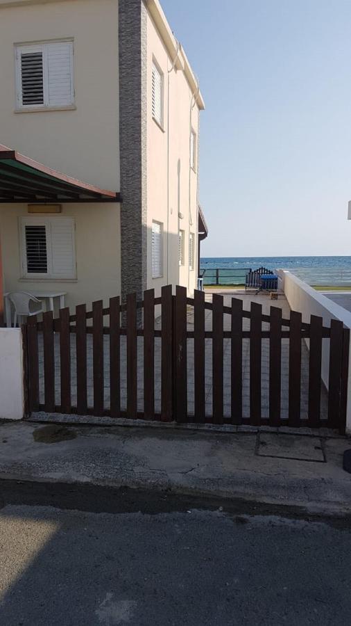 Panorama Beach House, 5 Meters To The Sea بيرفوليا المظهر الخارجي الصورة